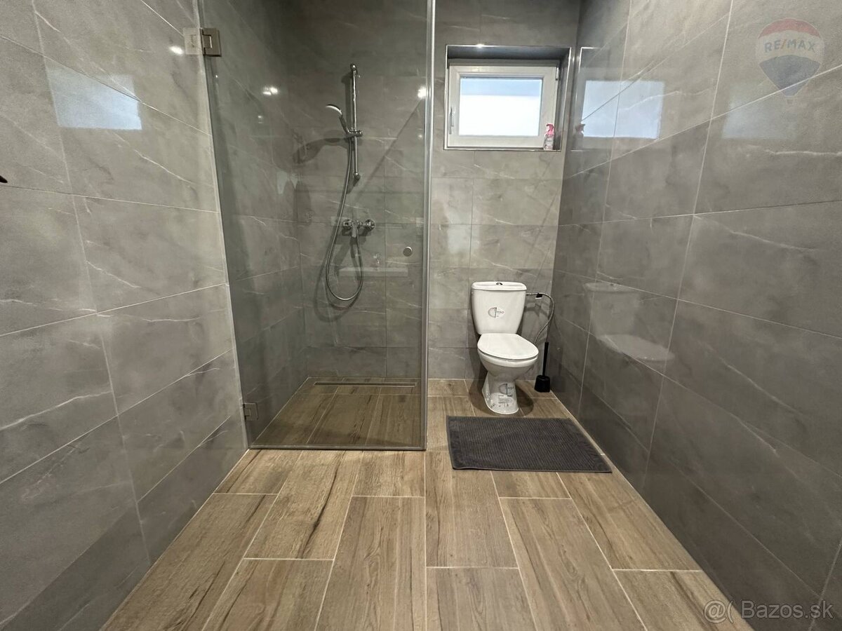 NA PREDAJ DOM S APARTMÁNMI PRE UBYTOVANIE, PRIAMO PRED TERMÁ - 6