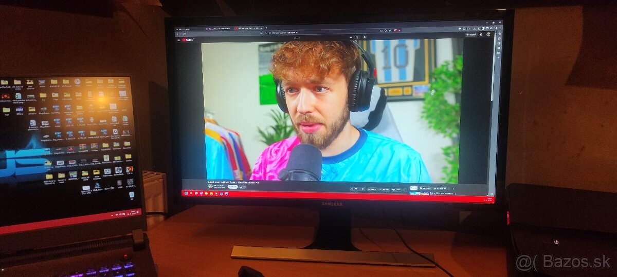 SAMSUNG 28" UHD LED displej 4K - 6