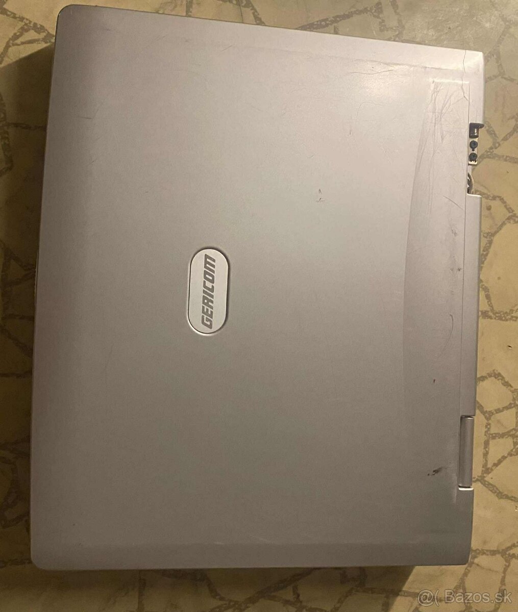 Predám starý notebook gericom laptop 15 tft p4 256 mb ram 40 - 6