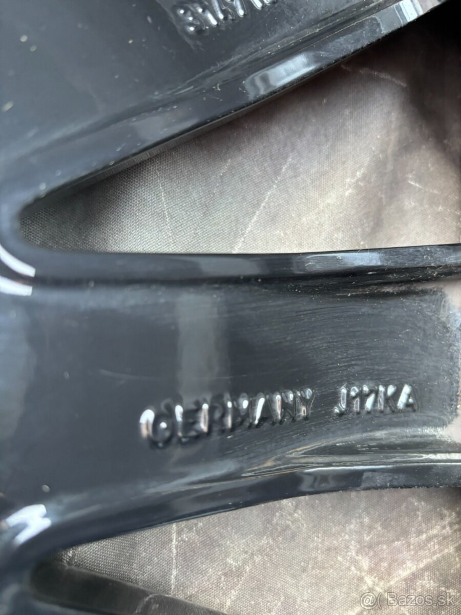 Originální Alu kola Volvo V60/S60 235/45/18 DOT24 8mm - 6