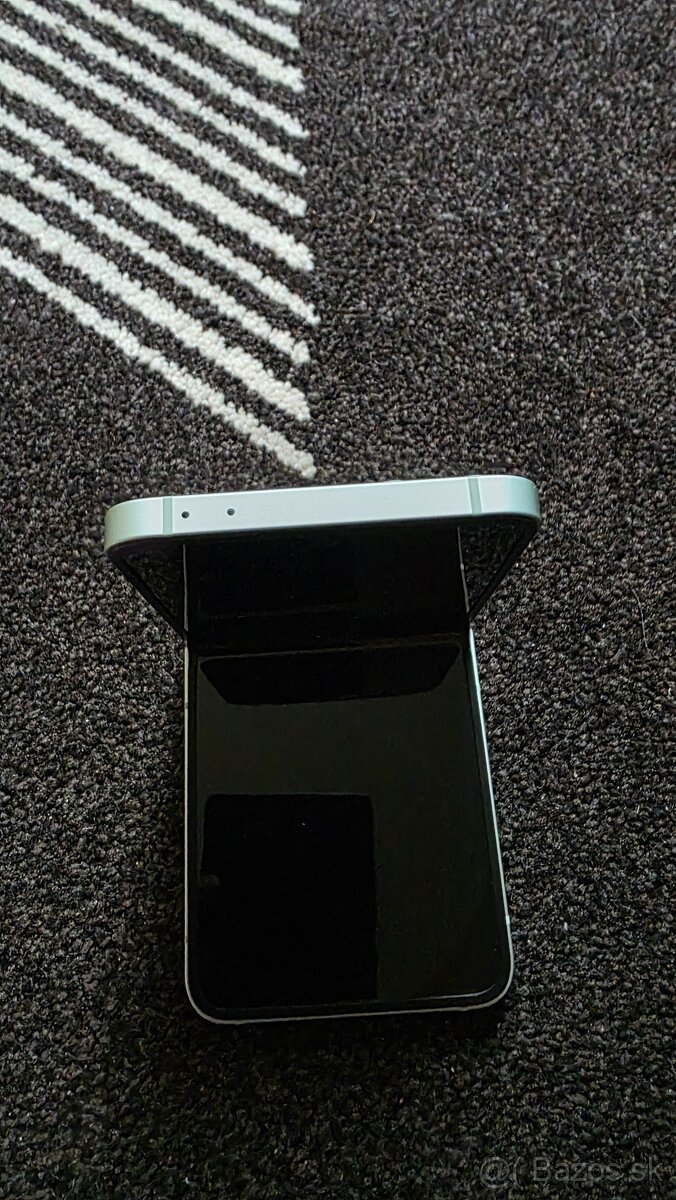 Samsung Galaxy Z Flip 6 12/256Gb SM-F741B Mint - 6