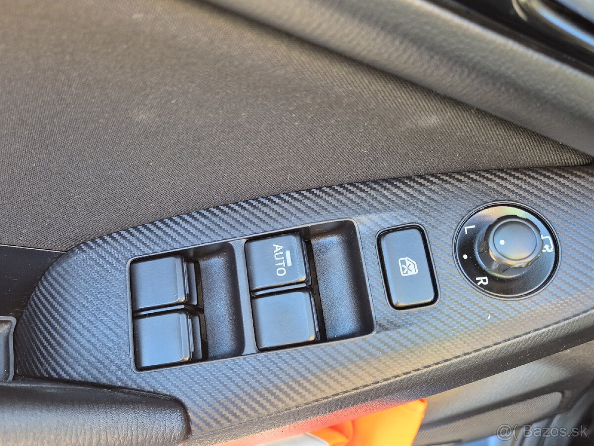 Mazda 3, 2.0i 88kw iba 98t km - 6