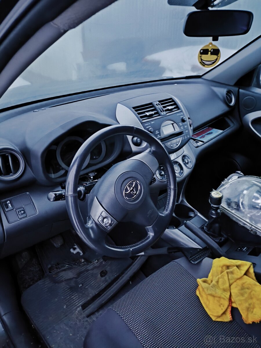 Toyota RAV4 d-cat 130 2009 - 6