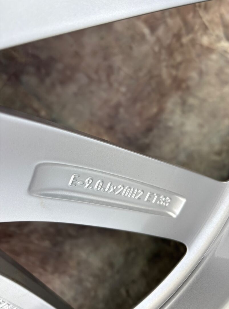 Zimní top sada Audi Q7 285/45R20 112V - 6