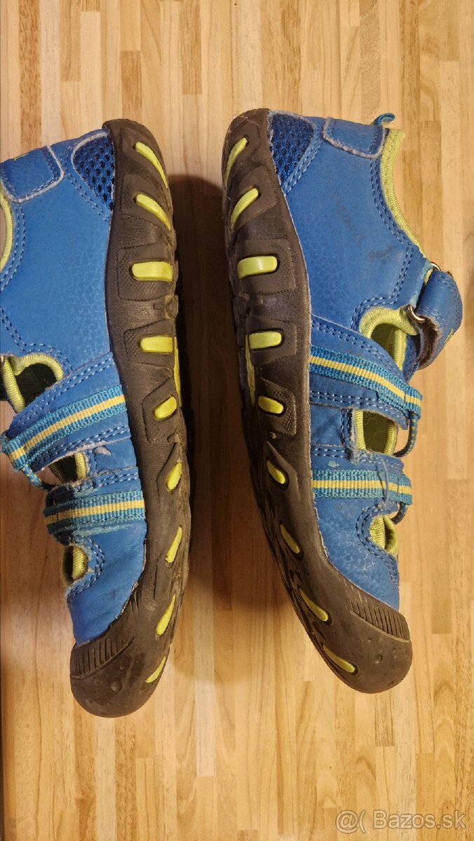 Adidas 35, Nike 36/37, 38, topanky 36 a 2x lodicky 37 - 6