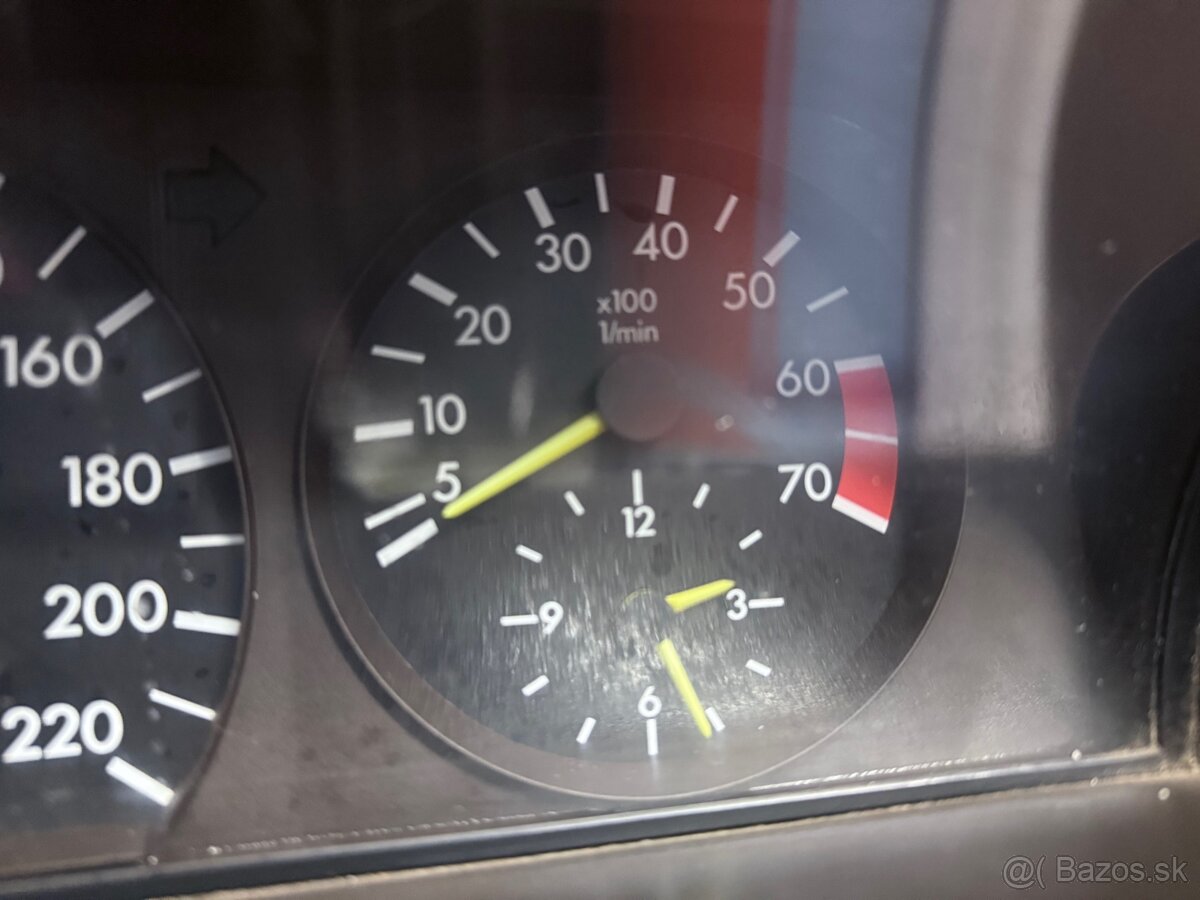 Budíky tachometra mercedes w201 190d - 6