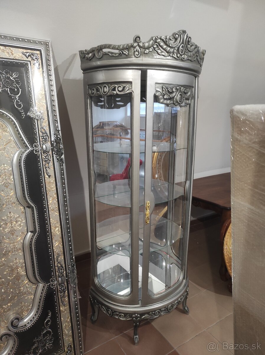 Strieborné vitríny - 6