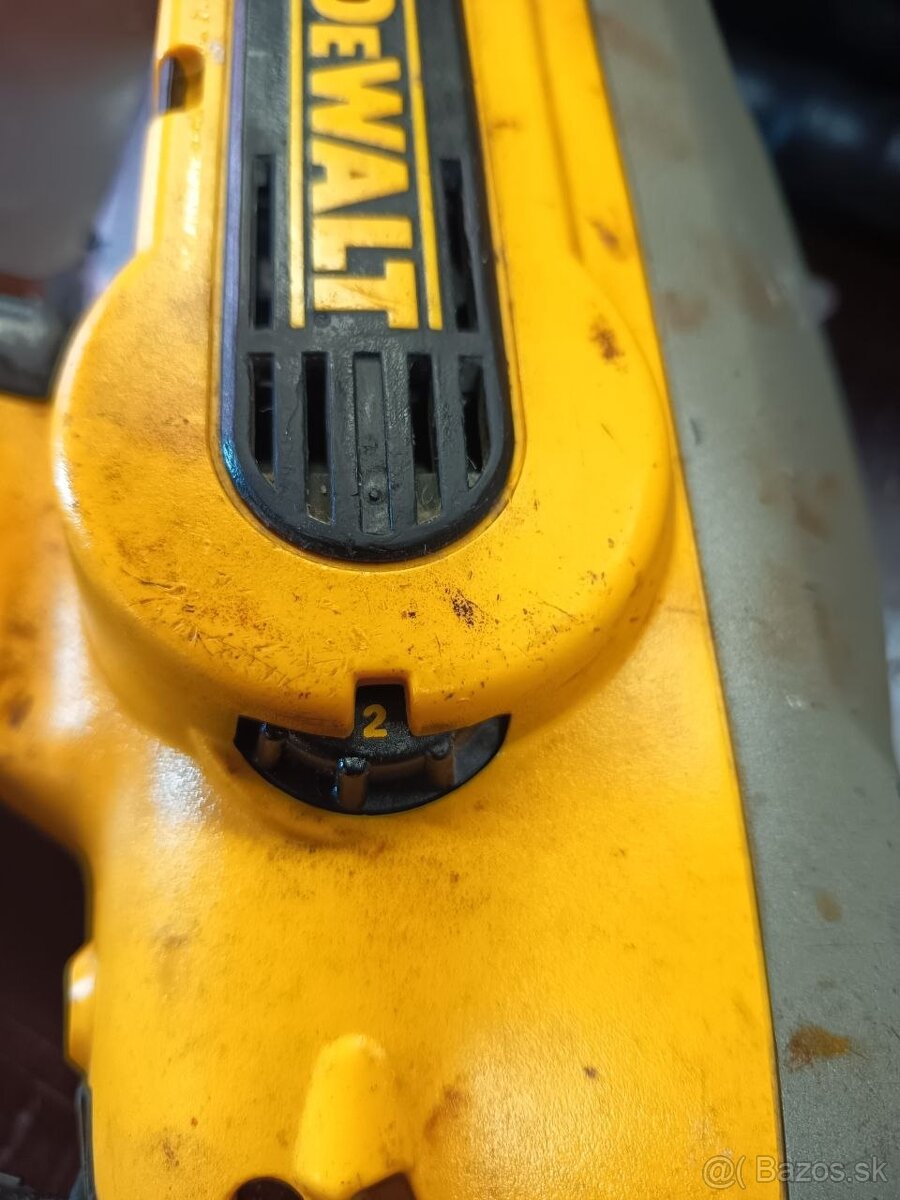 DEWALT DC618 18V klincovačka + adaptér - 6