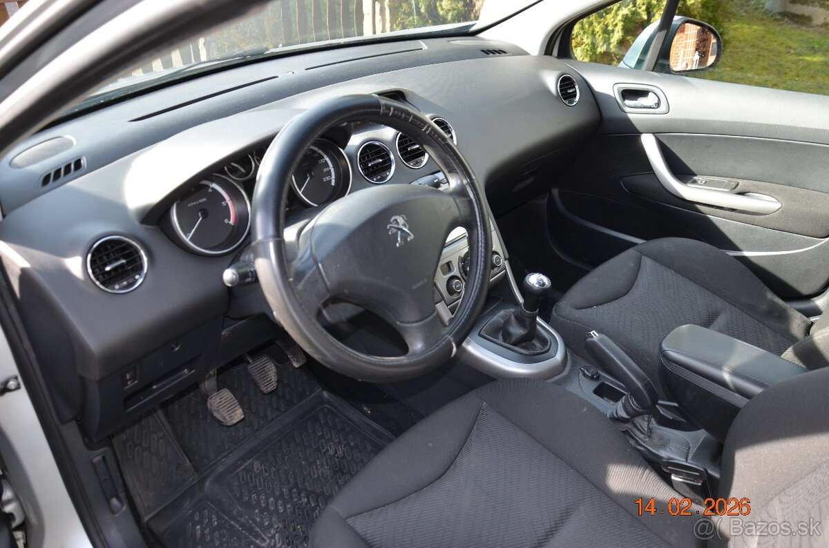 Peugeot 308 1,6 HDI - 6