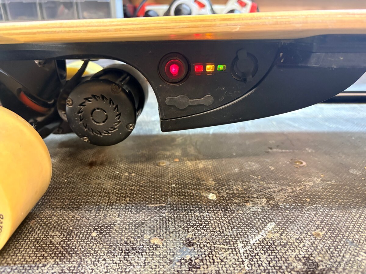 RazorX elektrický skateboard - 6
