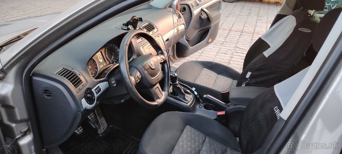 Škoda Octavia 2 facelift - 6