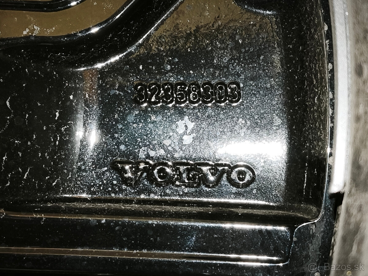 NOVÁ LETNÁ SADA - Volvo XC60 - 20" alu / Michelin - 6