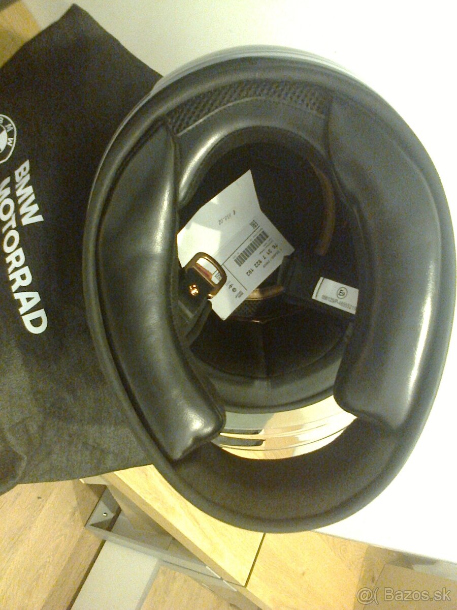 Motorkárska prilba BMW - 6