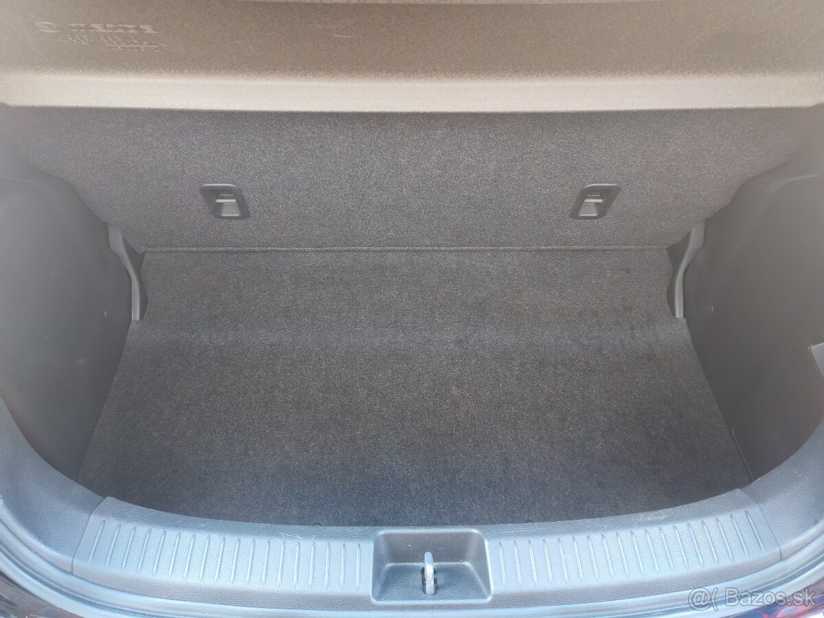 Mazda 2 - 6