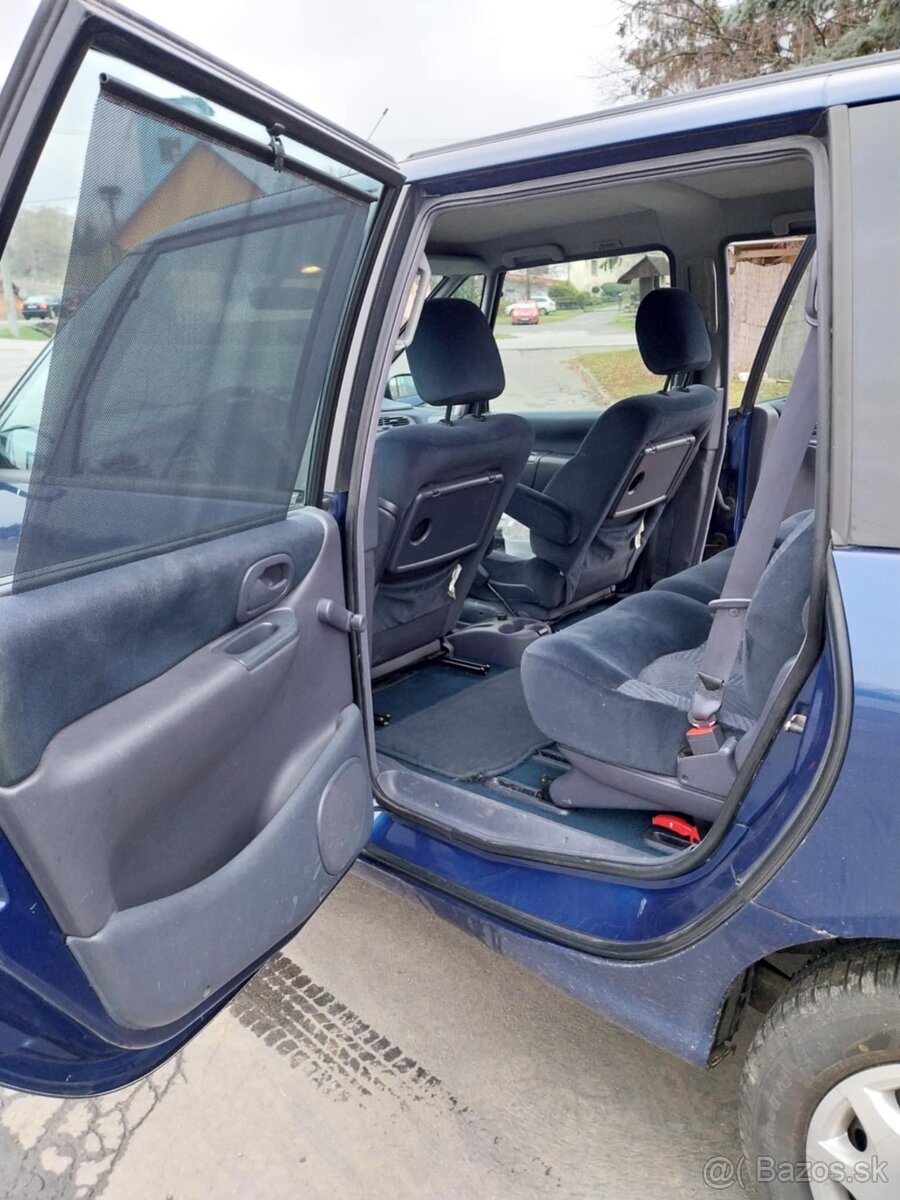 🚘 RENAULT ESPACE III 2.2 dCi 95 kW – 7-miestny - 6