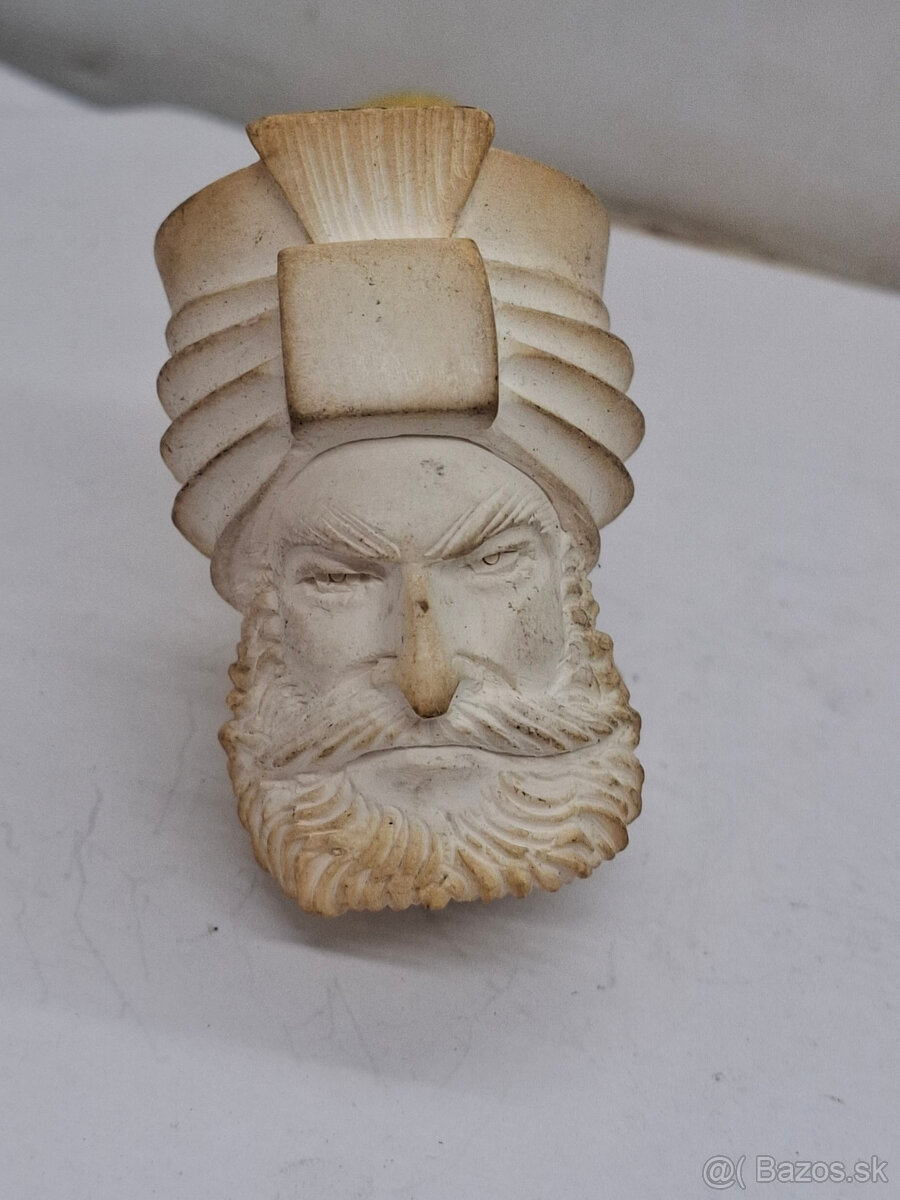 Predám starú pipu penovku hlava muža 32 € - 6