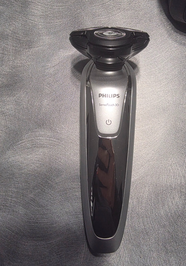 Holiaci strojček PHILIPS senso touch 3D - 6