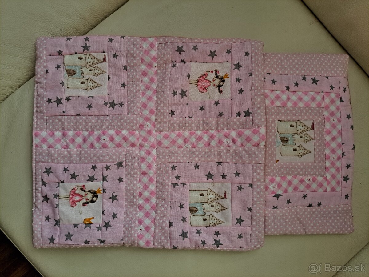 Deka s vankúšom a zavinovačky pre bábiky - 6