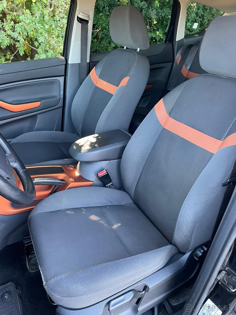 Ford Kuga 2.0 tdci 4x4, ťažné, klima, tempomat - 6