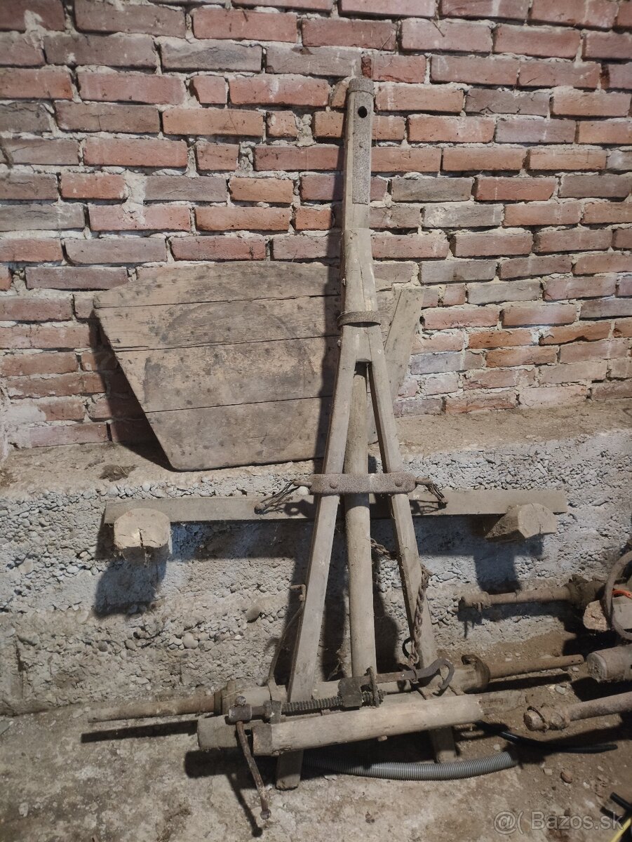 Starý drevený konský voz - časti - 6