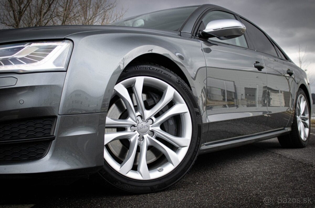 Audi S8 / SVK auto / TOP STAV / - 6