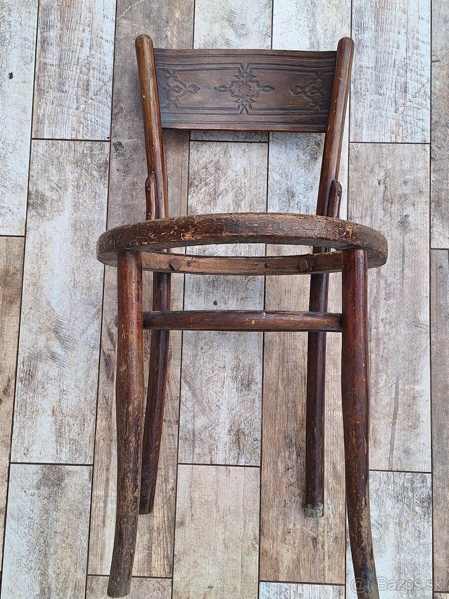 Stará stolička KOHN J&J - 6