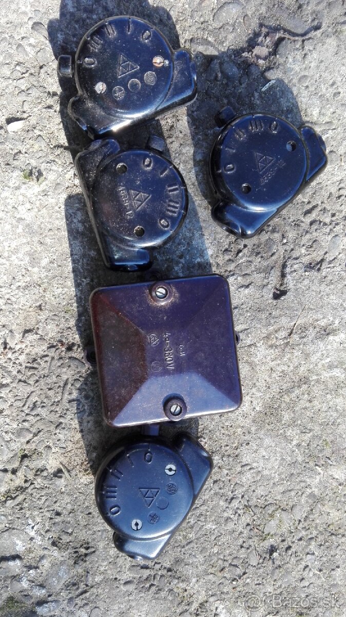 Predam bakelitove vypinace - 6