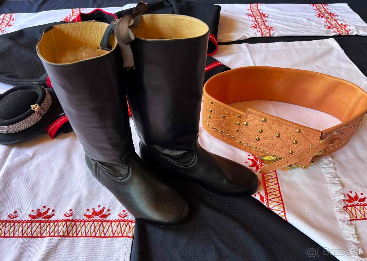 Detviansky HOLOPUPKÁRSKY kroj - 6