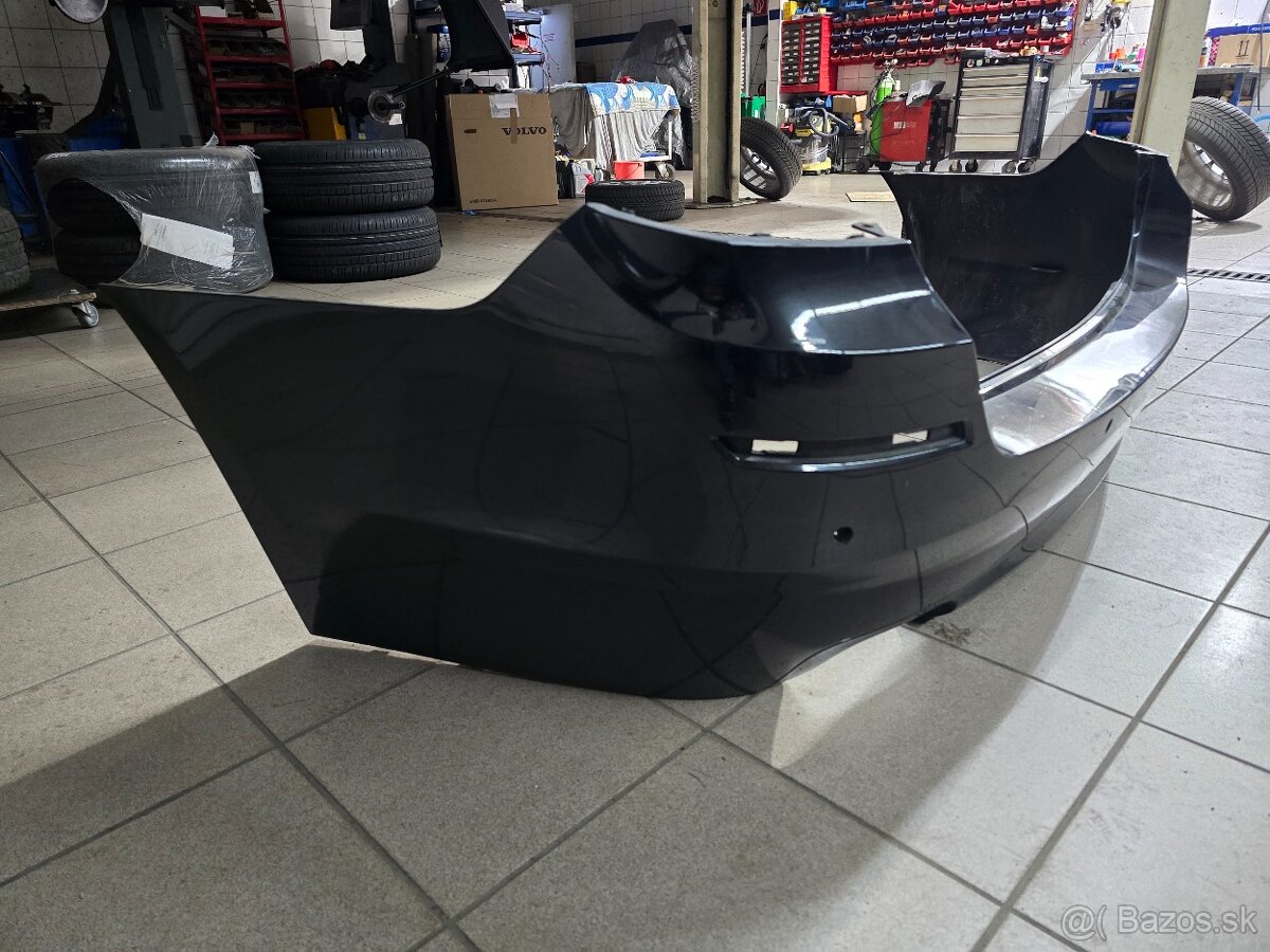 Zadný nárazník BMW F11 - 6