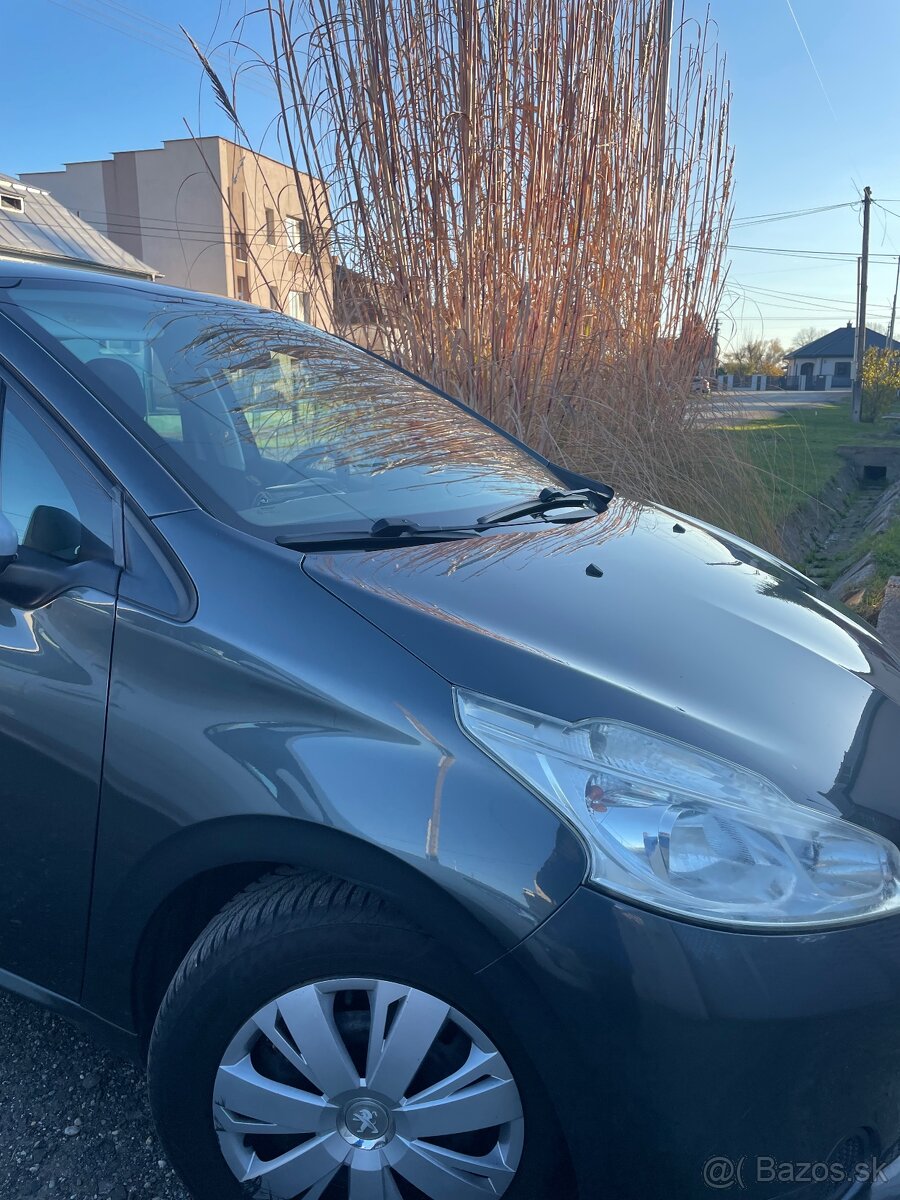 Peugeot 208 • 2012 • 1.4 Diesel • 50 kW • - 6