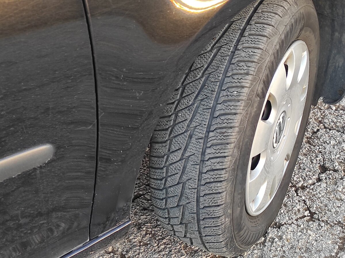 Volkswagen Golf V, 1.4 FSI - 6