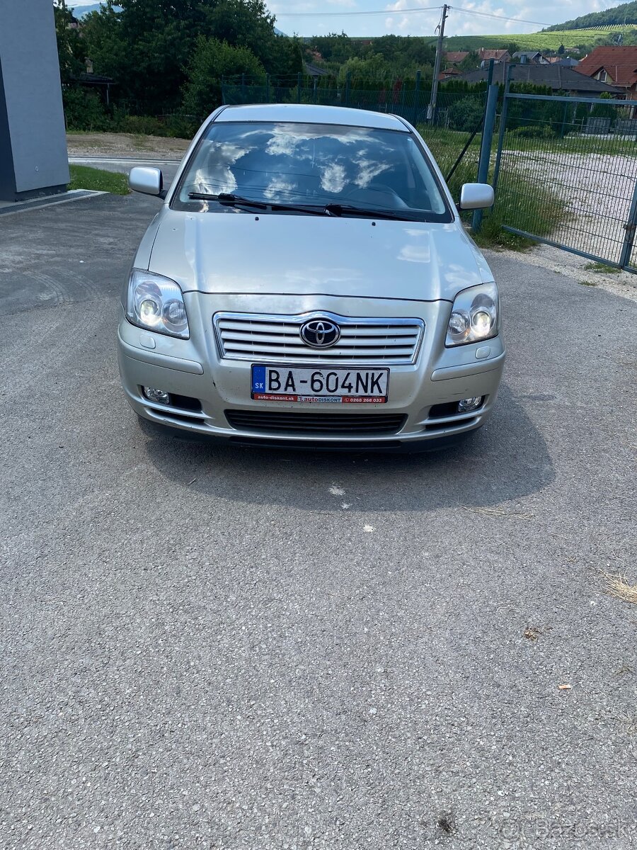 Toyota Avensis - 6