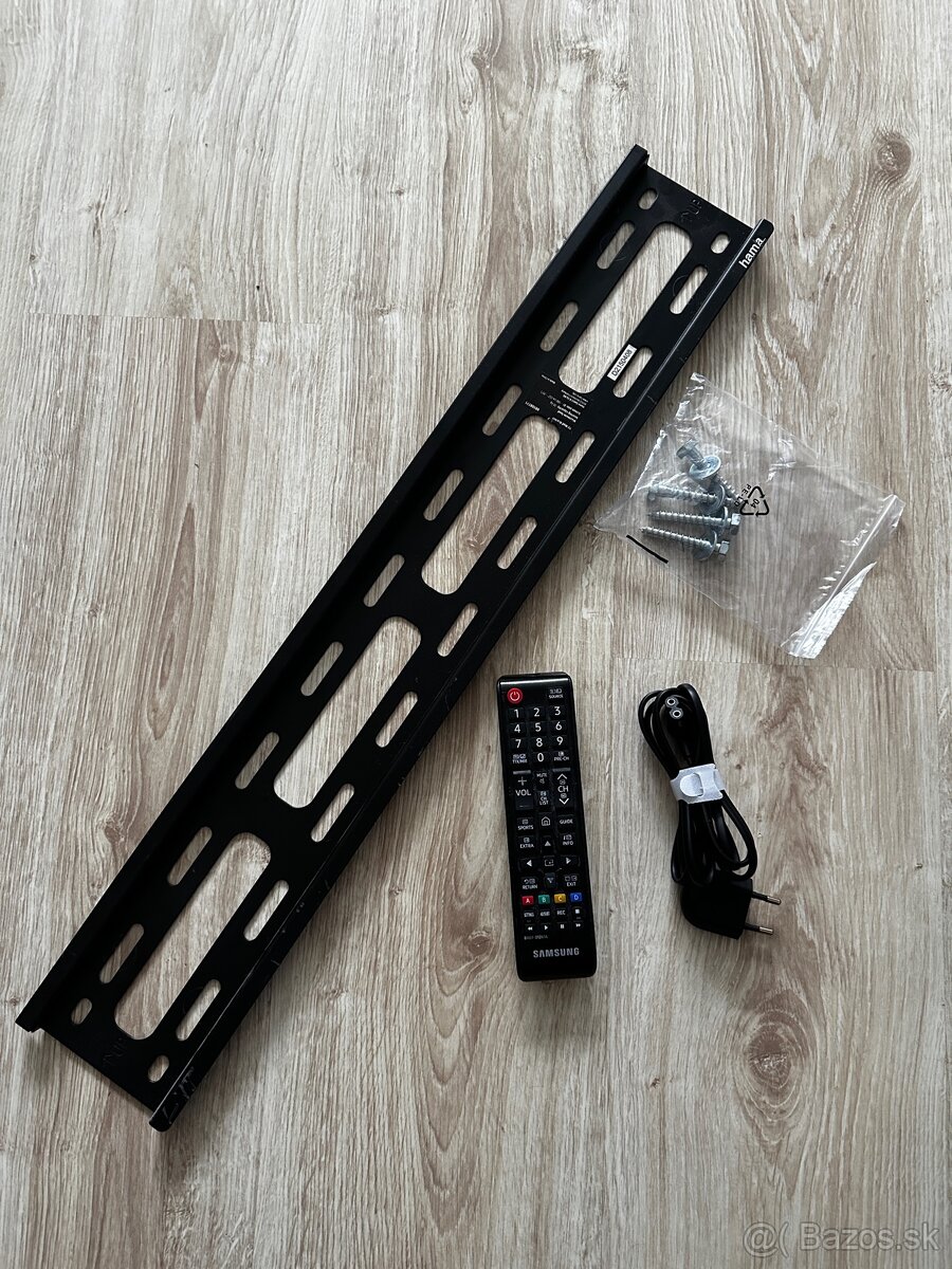 Samsung 50" UHD 4K Smart TV UE50KU6072U - 6