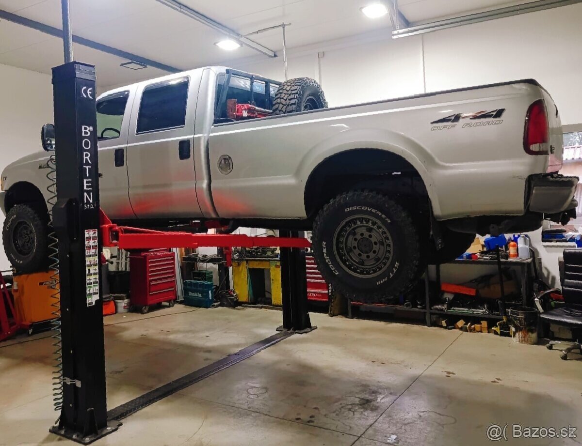 Dvojstlpový zdvihák BOR 4,2Ton a 5TON ramena 3dielne automat - 6