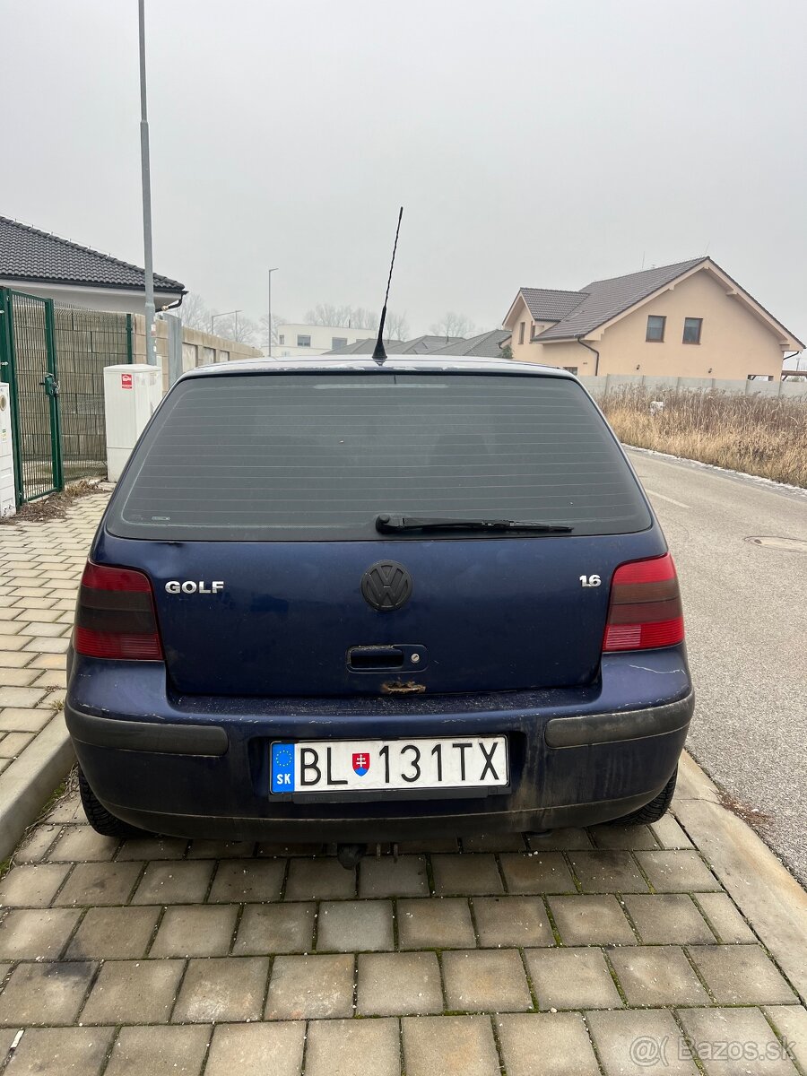 Volkswagen Golf 1.6sr 74kw - 6