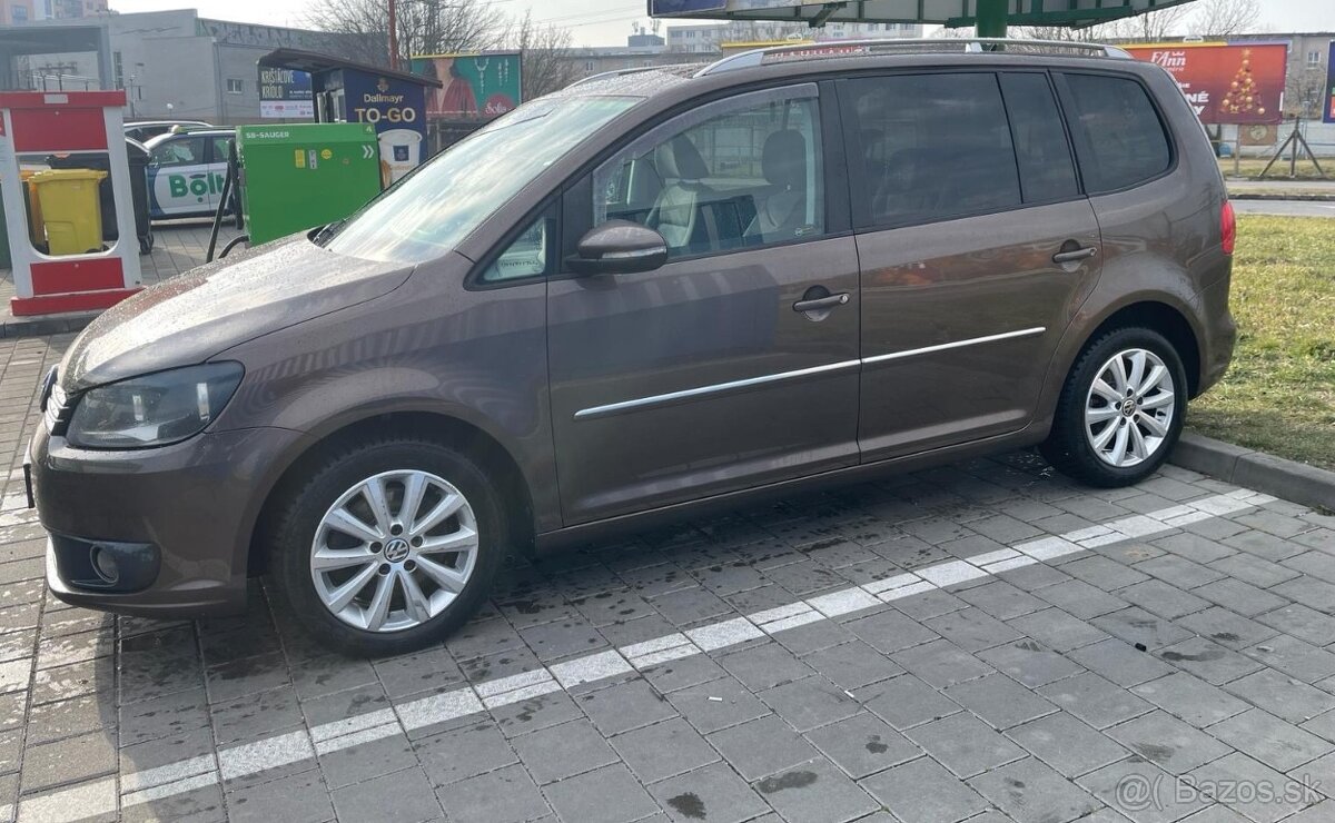 Volkswagen Touran - 6