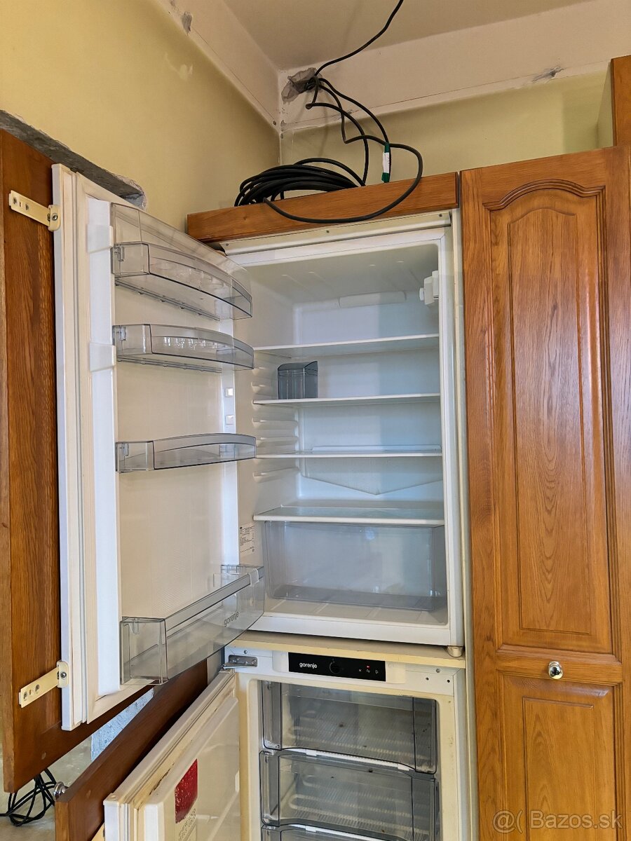 Masívna Lková kuchynská linka so spotrebičmi - 6