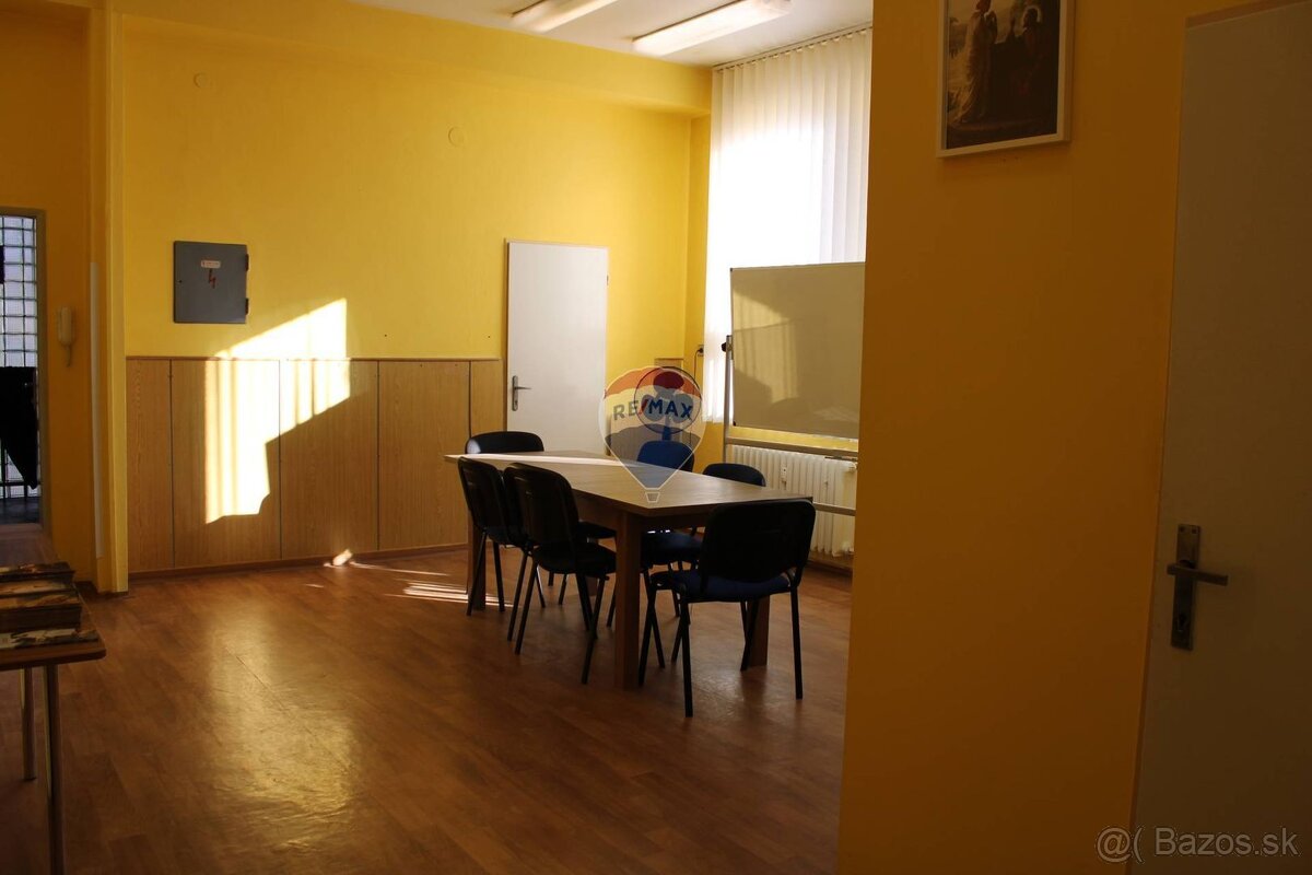 PRENÁJOM, kancelársky priestor, Spišská Nová Ves, Ul. Stará - 6