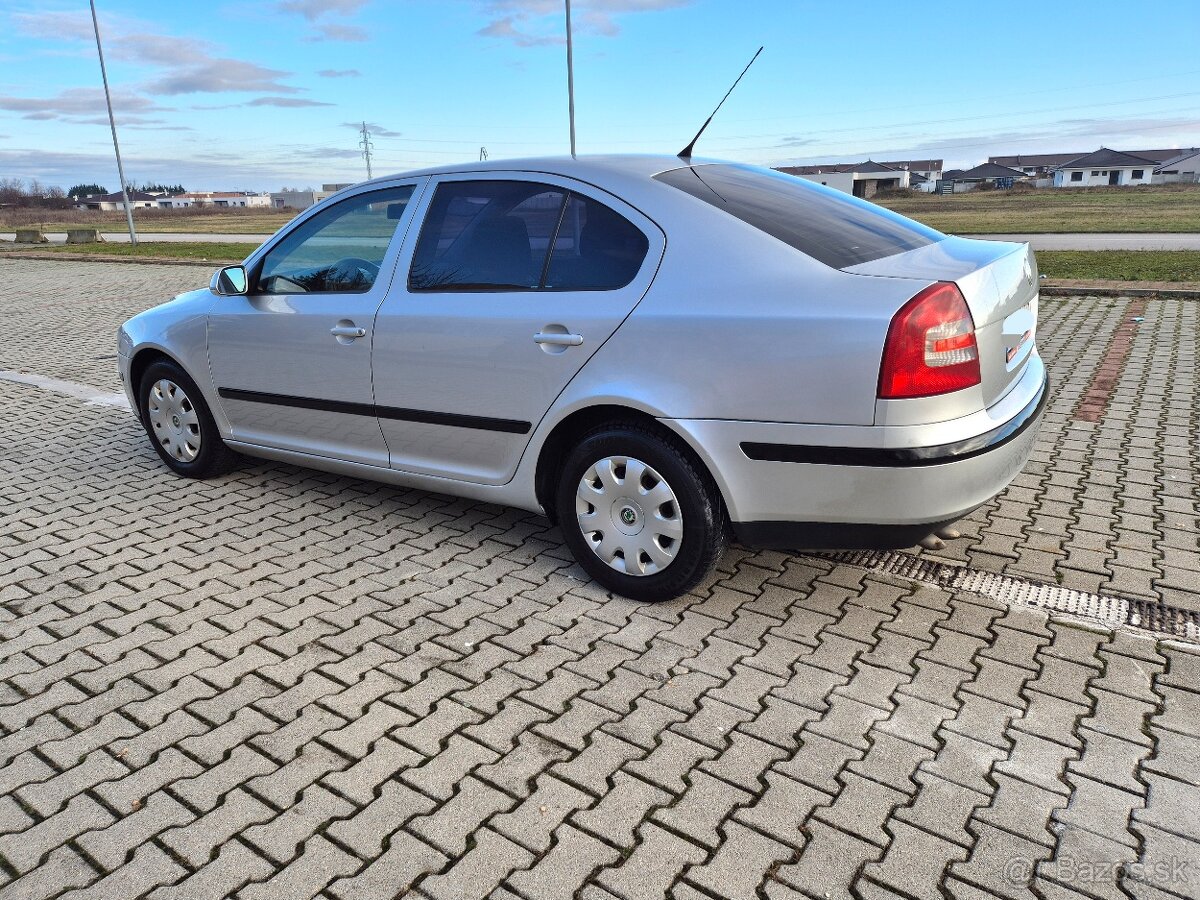 Predám Škoda Octavia 2 1.9 TDI 77kw DSG A/T r.v.2005 - 6