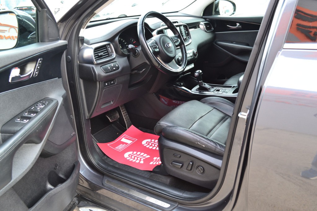 Kia Sorento 2.2 CRDI Platinum AT - 6