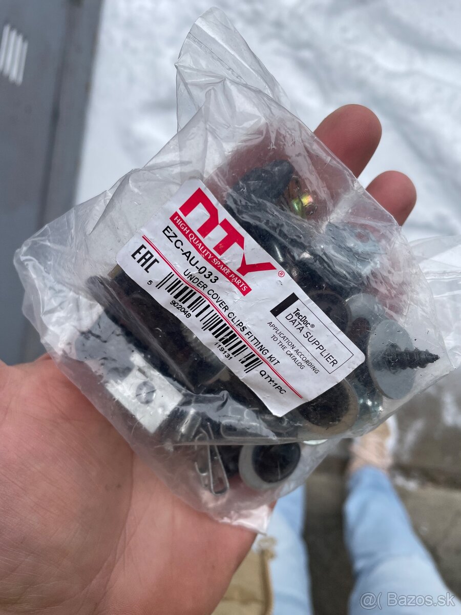 Kryt pod motor Audi A6 C6 - 6