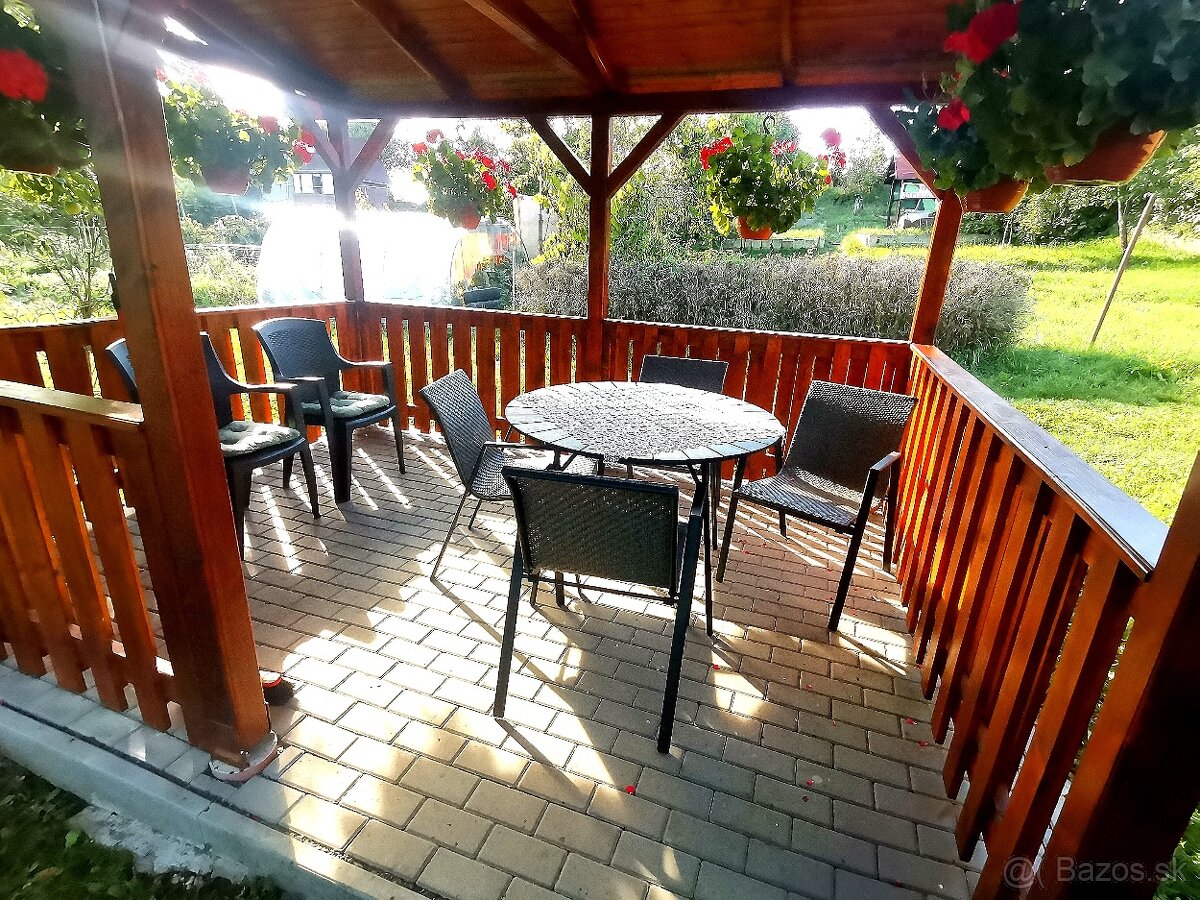 Predaj,záhradná chatka s dreveným altánkom a záhradou - 6