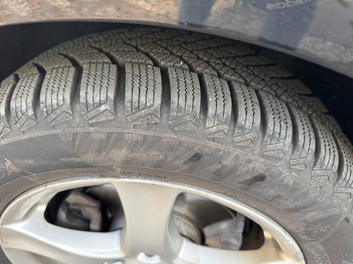 Predám Volkswagen Golf 7 1,6 TDI, 2015, automat - 6