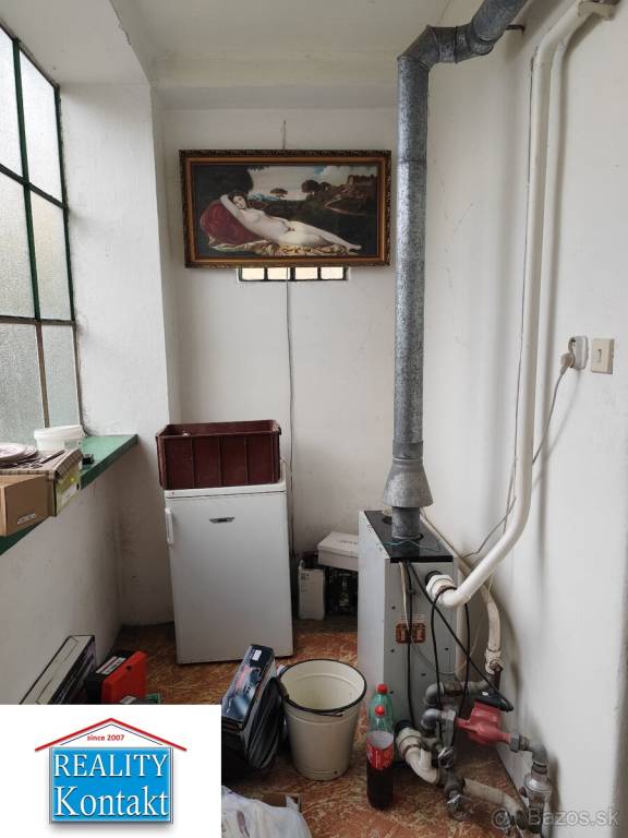 Predáme rodinný dom v obci Zemné - 6