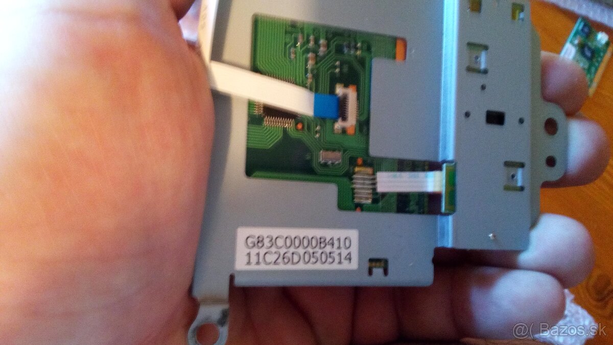 CD/DVD/Floppy,čítačka kariet - Vypratanie - 6