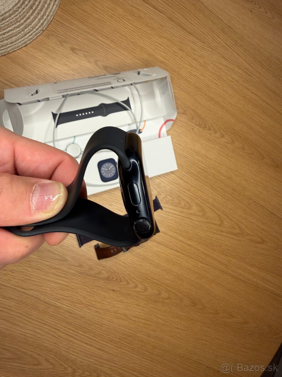 Apple Watch 8 45mm - 6