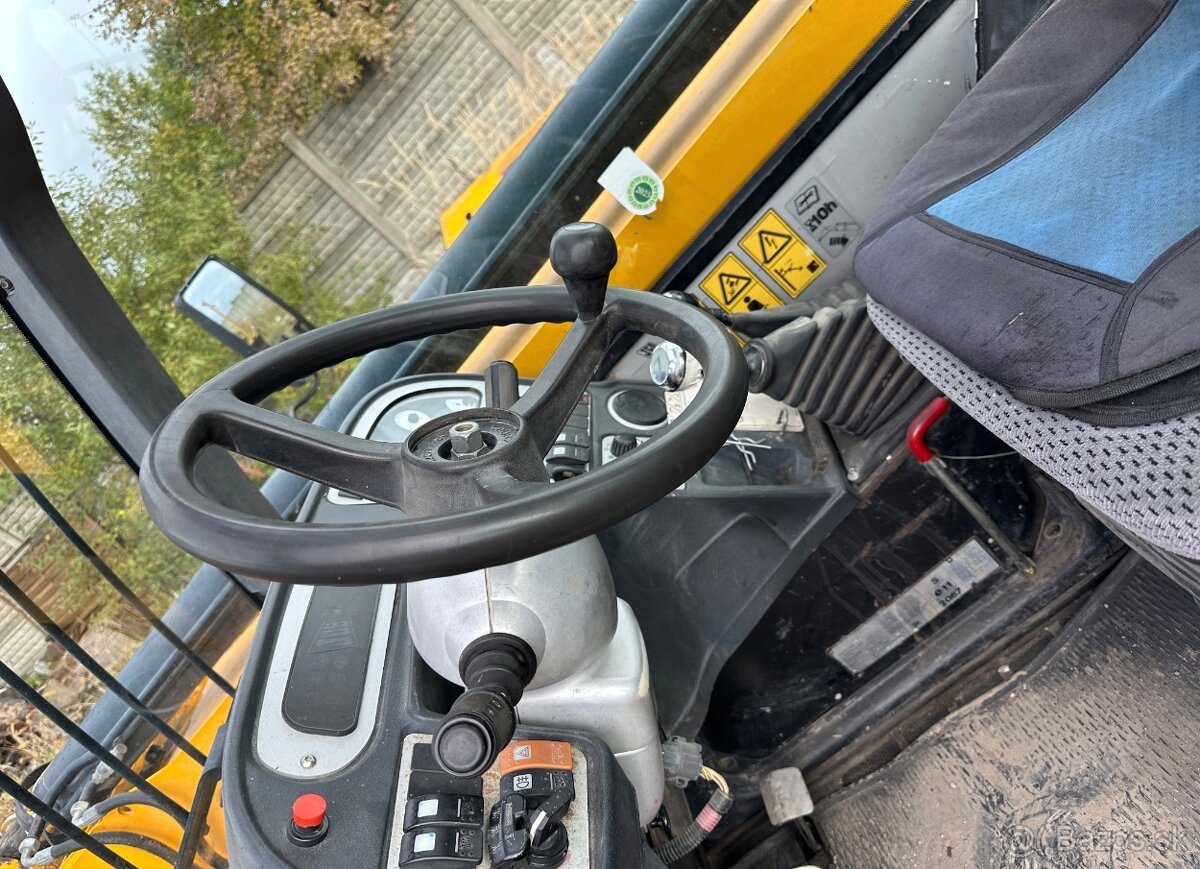 Bager teleskopický JCB Agri 535-95 535-75 - 6