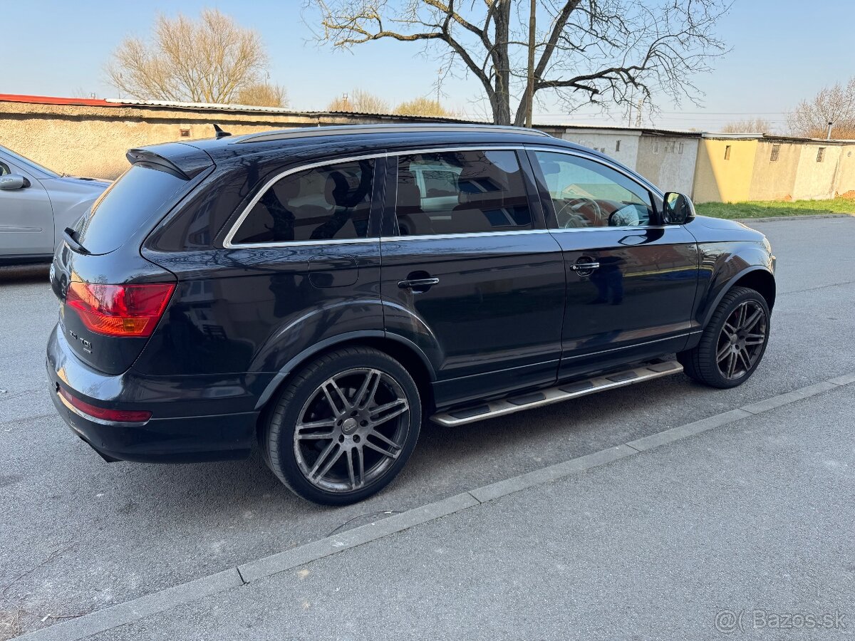 Audi Q7 - 6