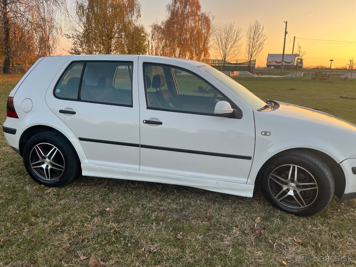 Volkswagen Golf 4 Automat - 6