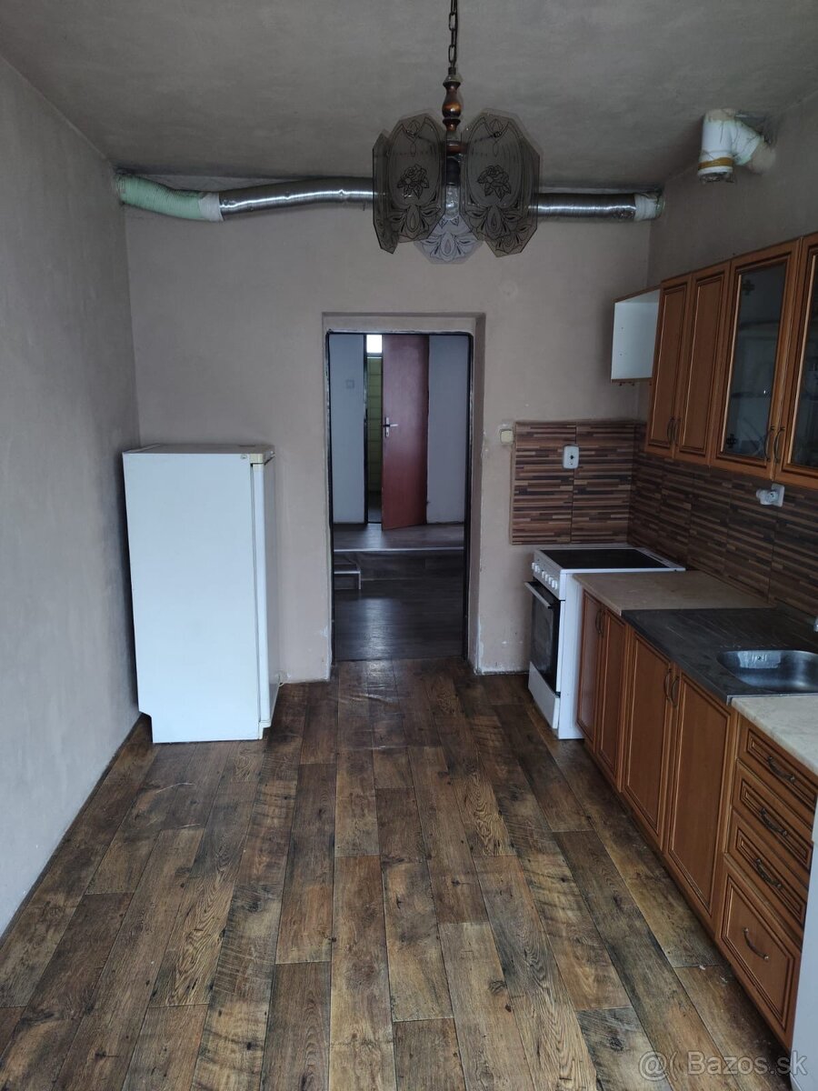 Predám rodinný dom - 6